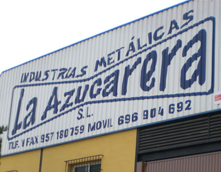 Puertas metálicas Córdoba - Industrias Metálicas la Azucarera